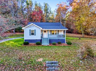 1292 Cove Creek Rd, Pickens, SC 29671