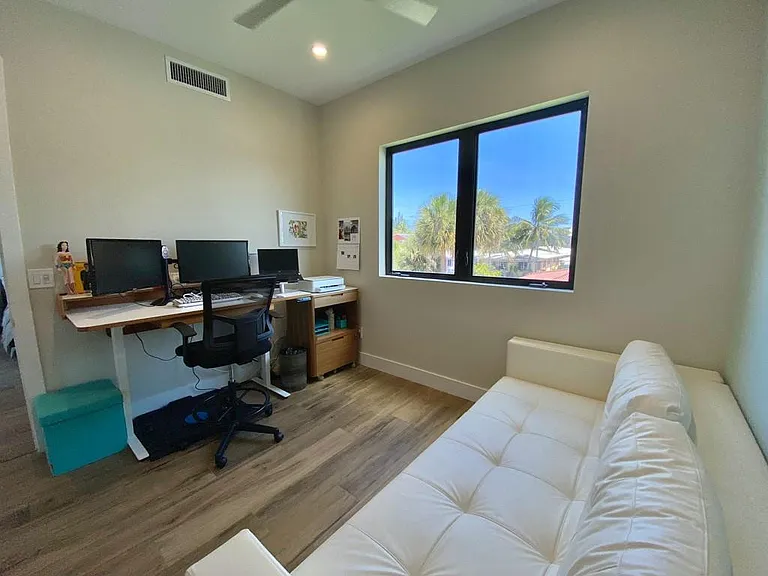 348 Balboa St — Photo 34