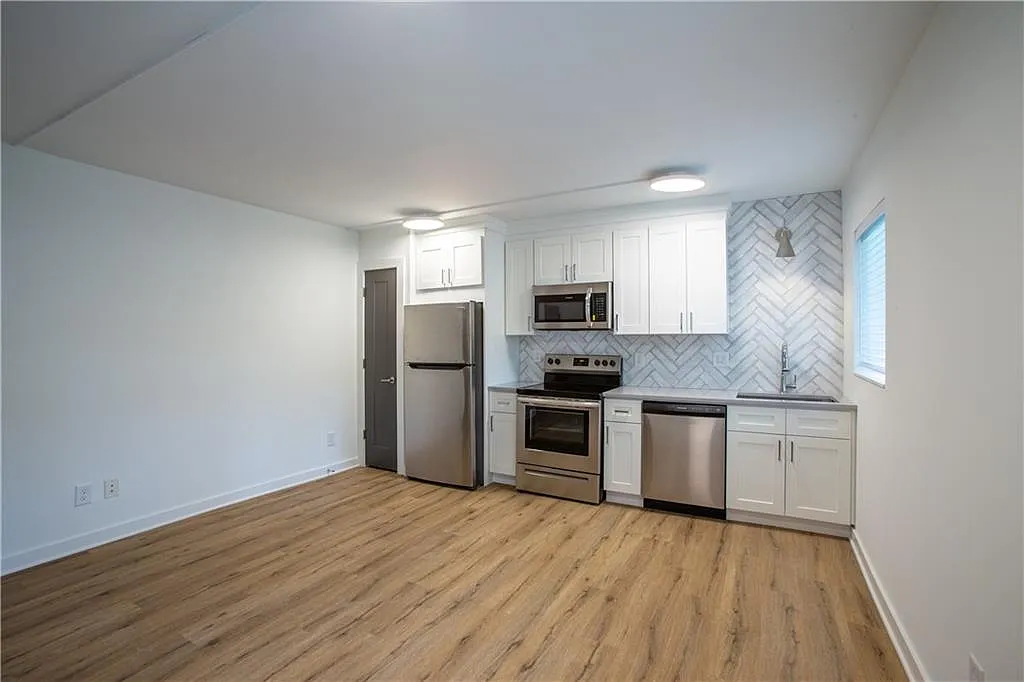 1 bed, 1.0 bath, 750 sqft, $1,500 — Photo 3