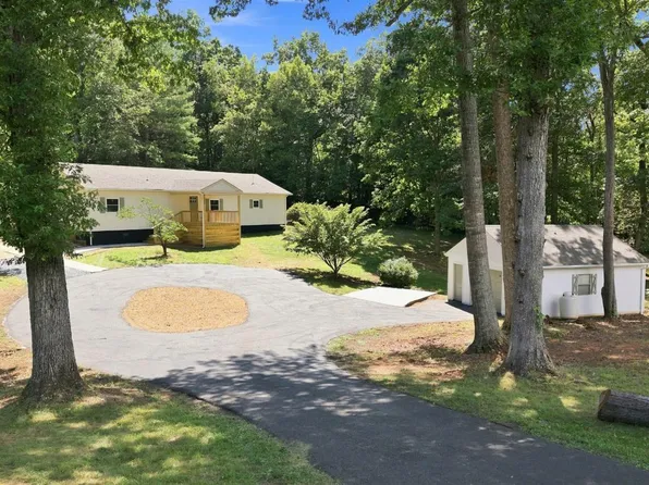 3332 Forbes Mill Rd, Bedford, VA 24523