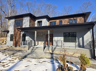 27 Sanders Rd, Rockaway, NJ 07866