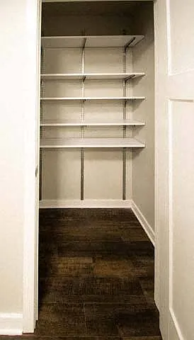 The FLATS — Photo 36