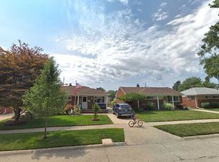 9904 Laurence Ave, Allen Park, MI 48101