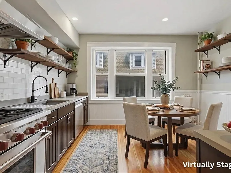 457 Washington St #7 — Photo 2