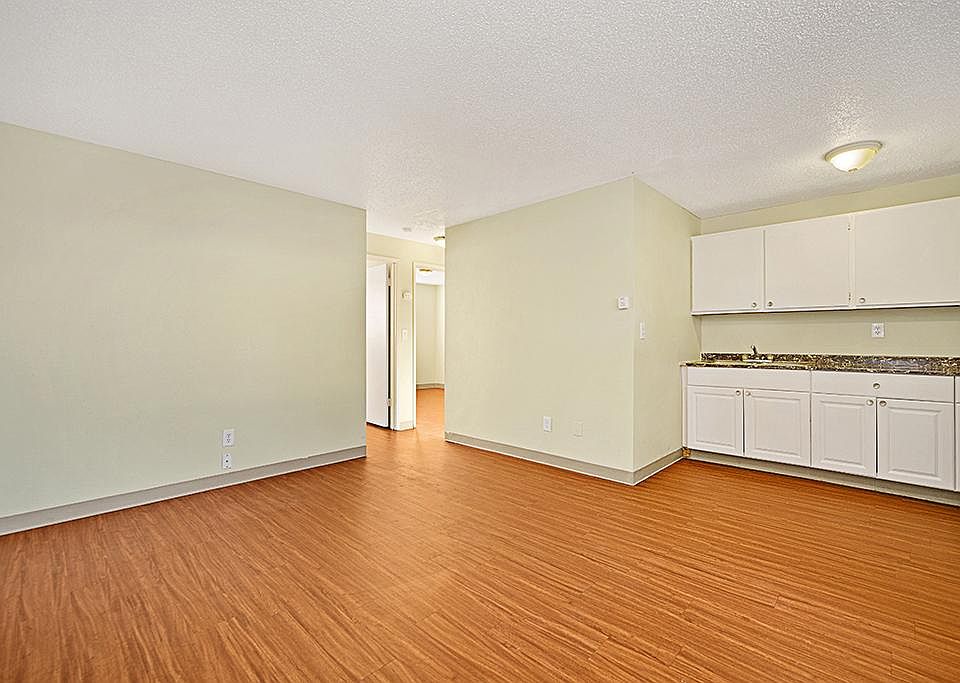 2nd image of 9818 Kenwood Dr SW APT 7