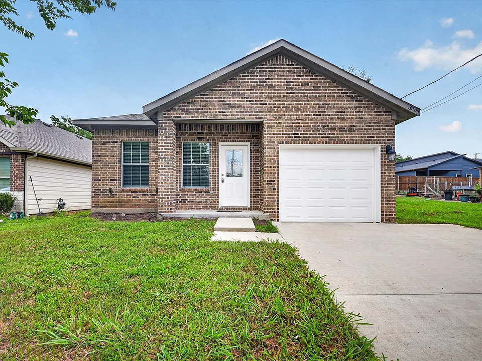 3205 Bois D Arc St