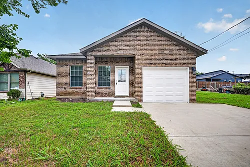 3205 Bois D Arc St Photo 1
