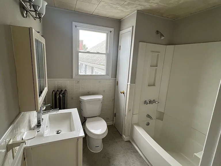 240 W Ridge St #1 — Photo 11