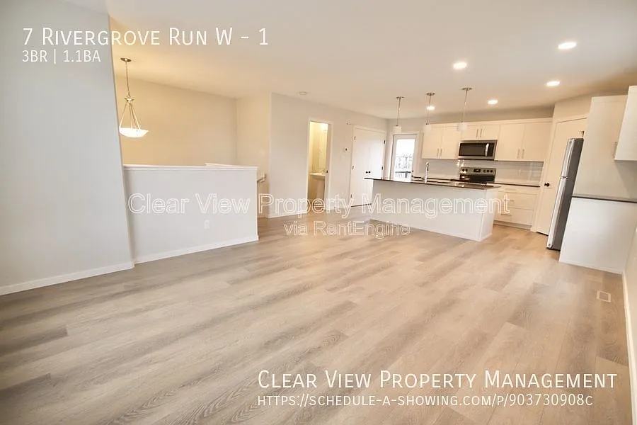 3 bed, 1.5 bath, 1200 sqft, $1,999 — Photo 2