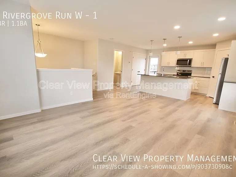 13 Rivergrove Run W #4 — Photo 1