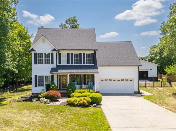 323 Ridge Dr, Lexington, NC 27295