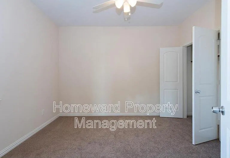 4004 Hanaa Ct — Photo 24