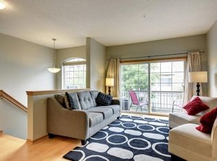 904 Fairfield Way, Minnetonka, MN 55305