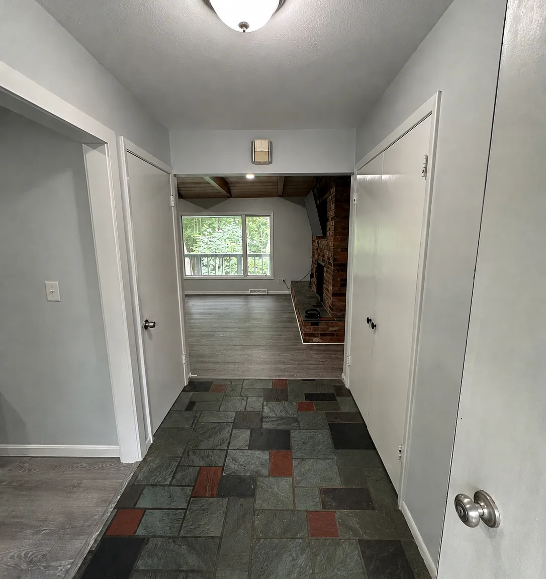 4 bed, 1632 sqft, $3,500 — Photo 3