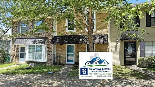 114 Westchase Dr Photo 1