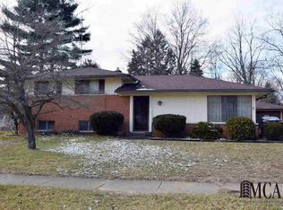 7089 Middlebury Dr, Lambertville, MI 48144
