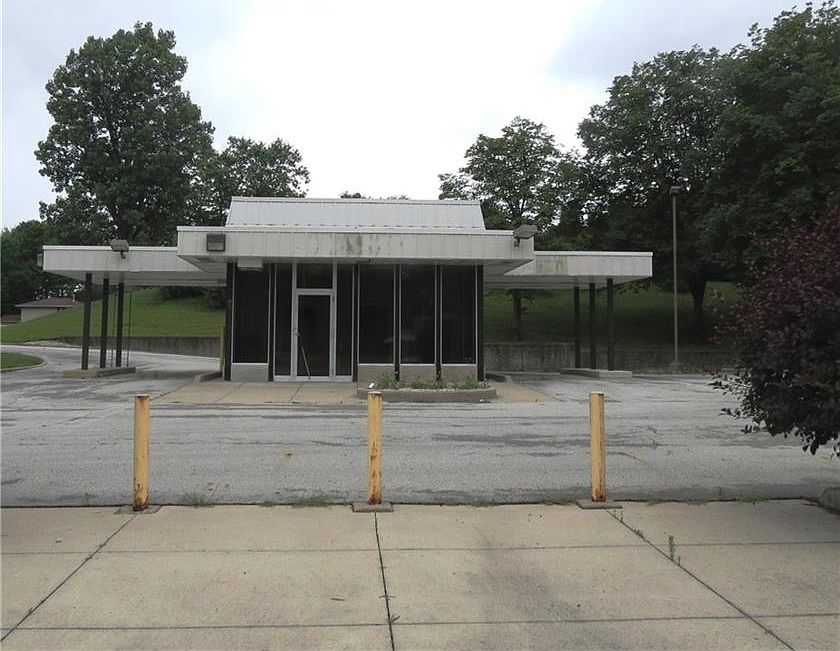 1st image of 1019 Wapakoneta Ave