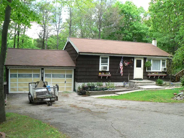 85 Panorama Dr, Sussex, NJ 07461