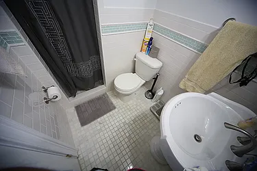 Rented by Metropolitan Realty