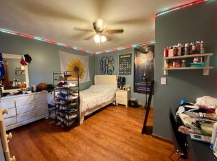 3731 Cross Ck Rd, Buffalo, WV 25033