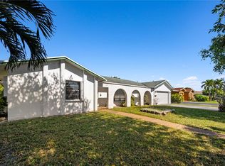 4851 NW 17th St, Lauderhill, FL 33313