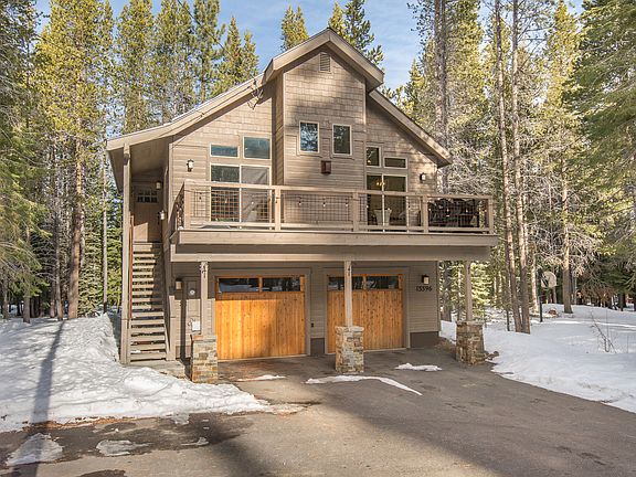 2nd image of 15596 Northwoods Blvd