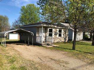 126 N Blanche St, Carthage, MO 64836