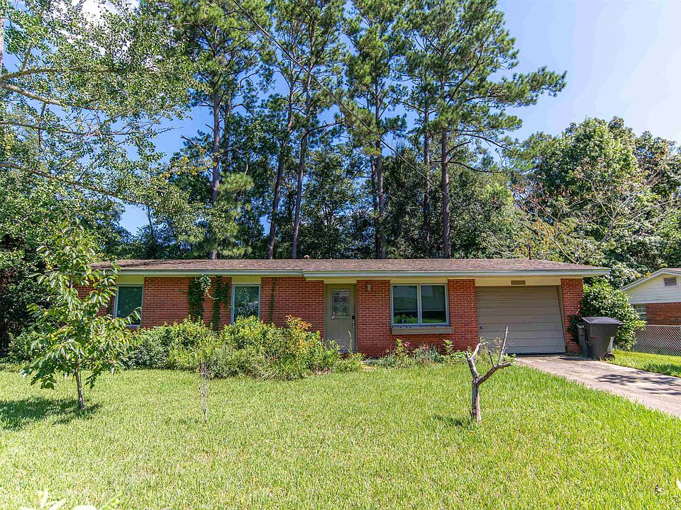 1st image of 1800 Jasmine Dr