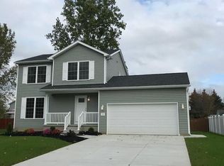 15 Corfu Cir, Amherst, NY 14228