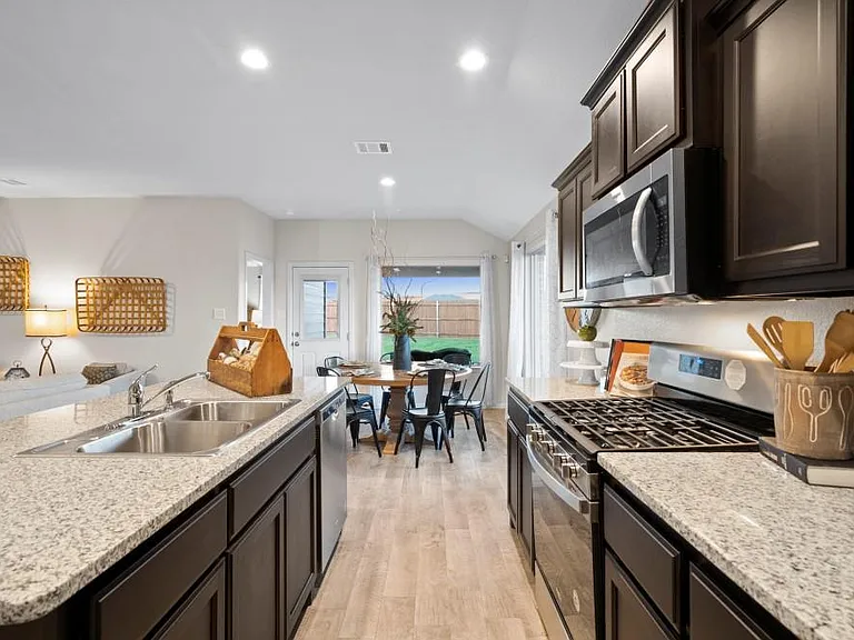 8304 Twisted Pine Way — Photo 9