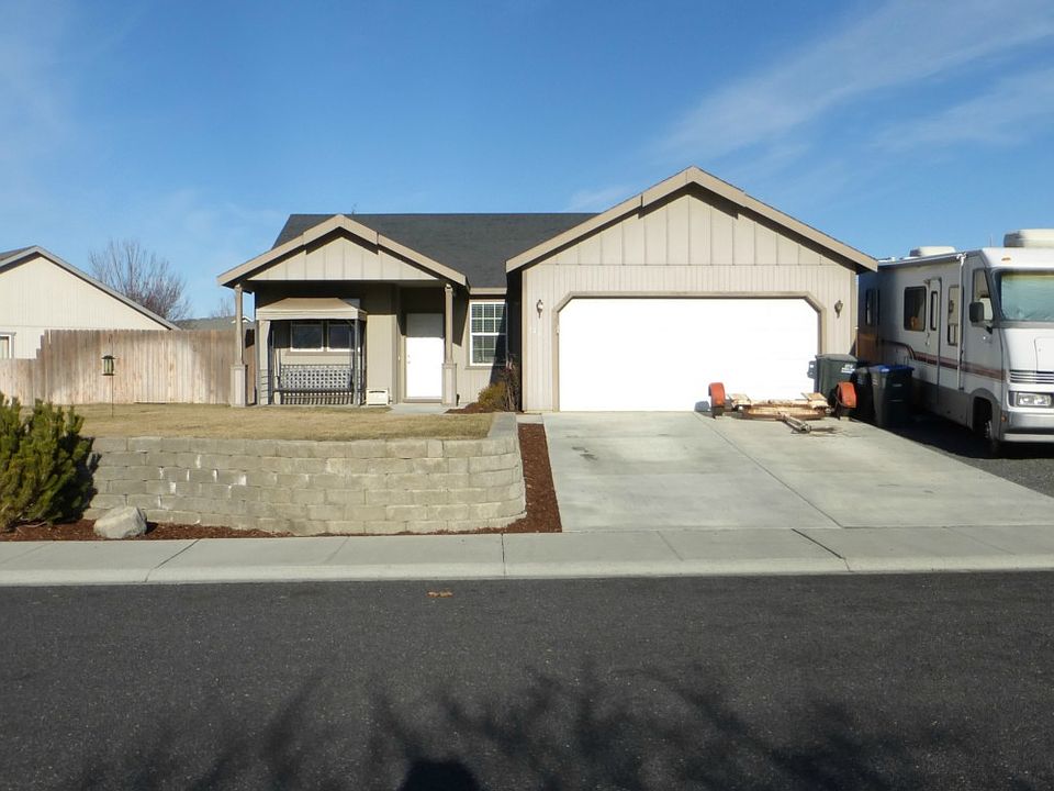 1st image of 1465 S Cougar Dr