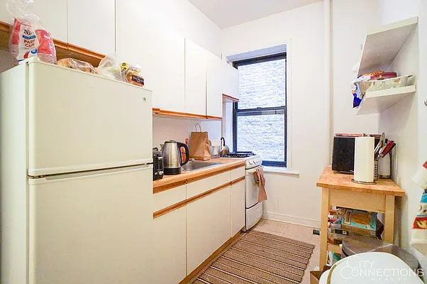 Rented by City Connections Realty | media 13