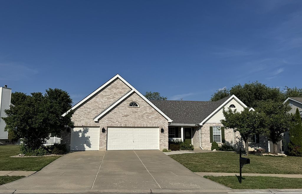 727 Hawk Run Dr - Property Image