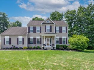 425 Bluestone Ct, Wadsworth, OH 44281