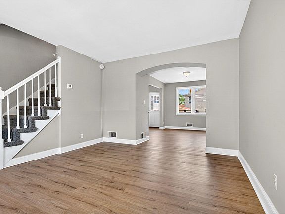 5th image of 3481 McShane Way