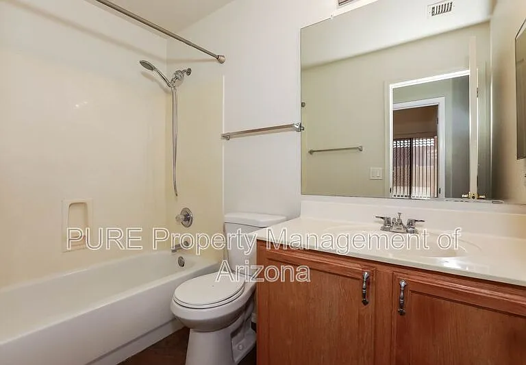 1644 W Geronimo St — Photo 24