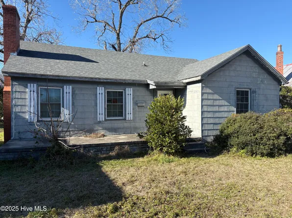 708 Contentnea Avenue, New Bern, NC 28560