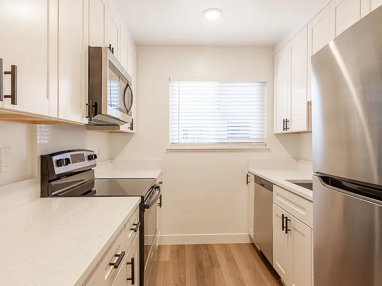 3771 Miramar Way — Photo 12