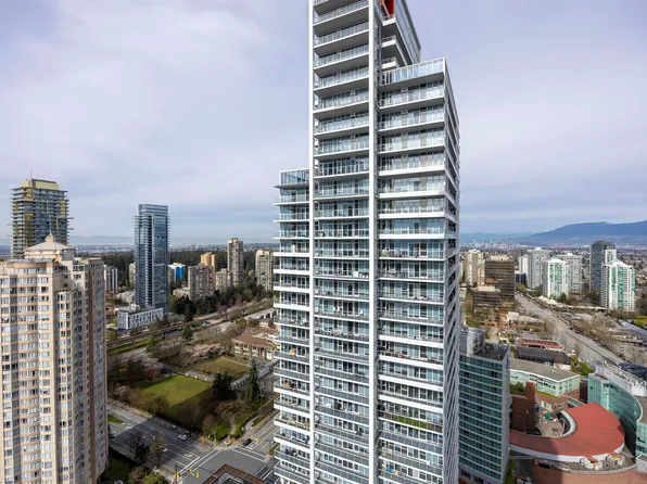 4670 Assembly Way #3506, Burnaby, BC V5H 0H3