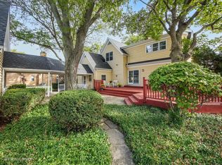 6100 Willow Springs Rd, La Grange Highlands, IL