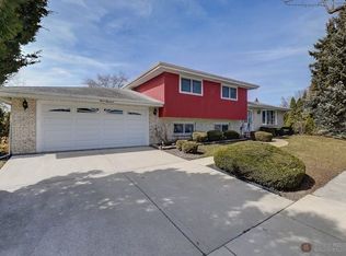 300 Home Ave, Itasca, IL 60143