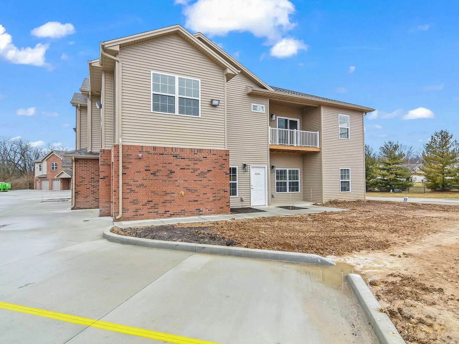 Ravina New Construction — Photo 3
