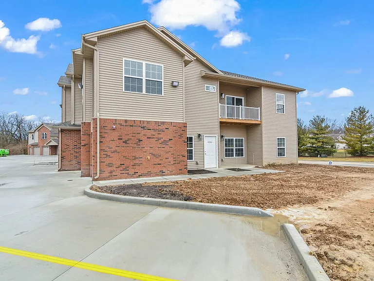 Ravina New Construction — Photo 3