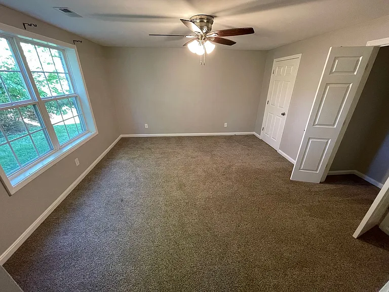 10704 Copper Ridge Dr — Photo 29