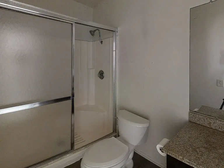 14702 Plaza Dr — Photo 8