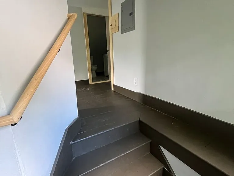 22 Mineral St — Photo 9