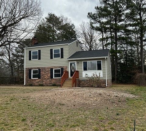 2nd image of 3015 Peabody Ln