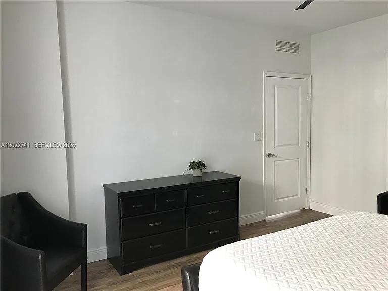 7900 Harbor Island Dr #523 — Photo 20