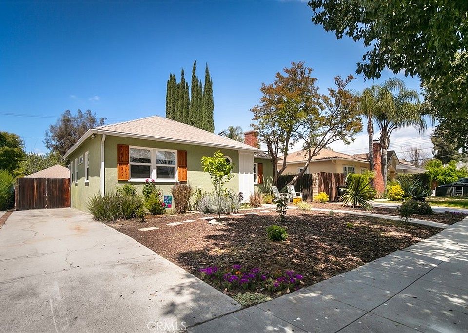 1st image of 22027 Buena Ventura St