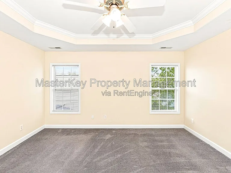 725 Keystone Park Dr — Photo 9